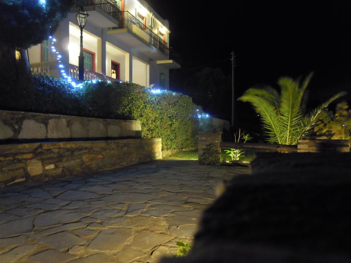 Blue Dolphin Hotel Batsi  Bagian luar foto
