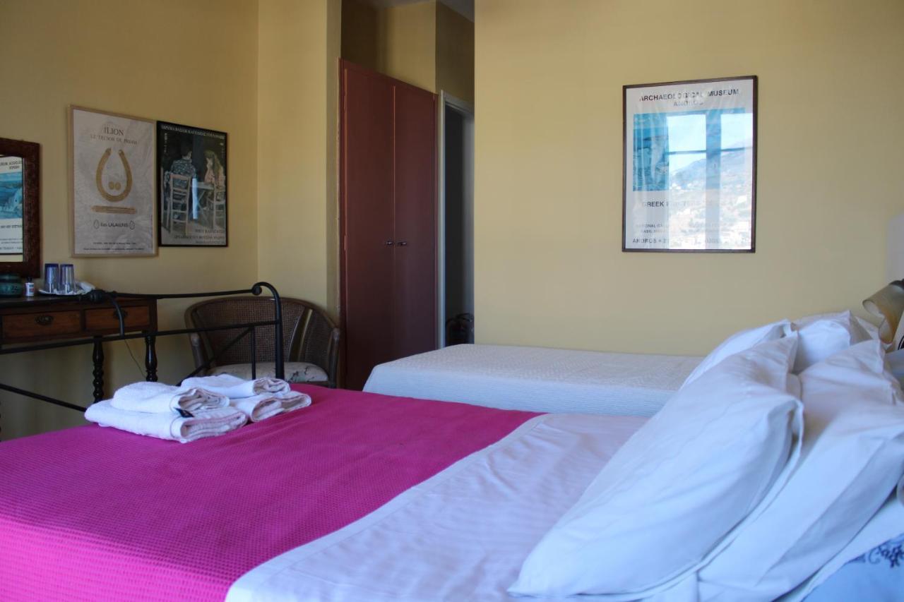 Blue Dolphin Hotel Batsi  Bagian luar foto