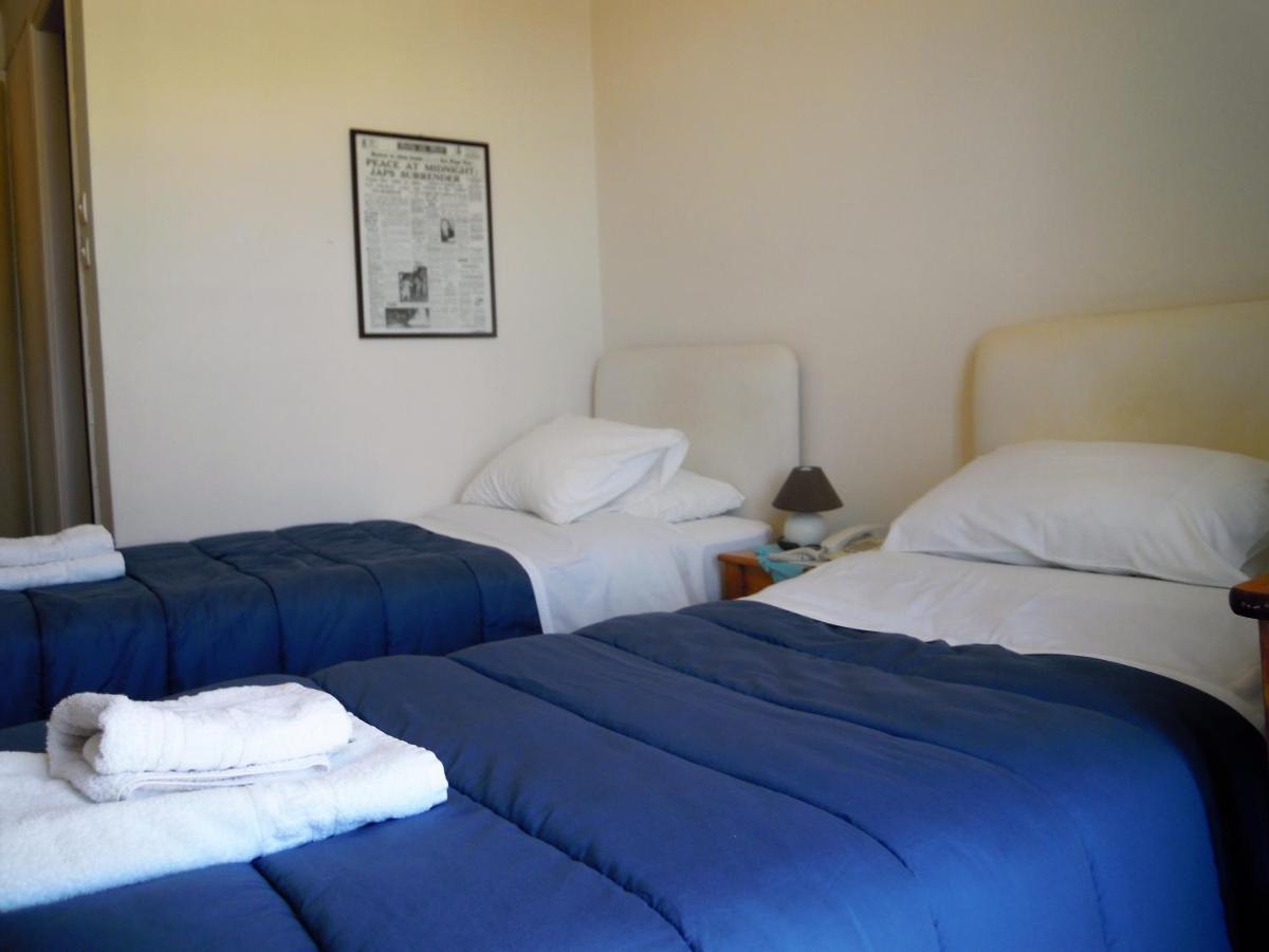 Blue Dolphin Hotel Batsi  Bagian luar foto