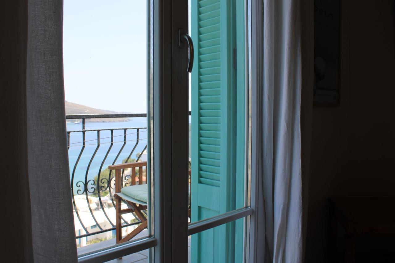 Blue Dolphin Hotel Batsi  Bagian luar foto