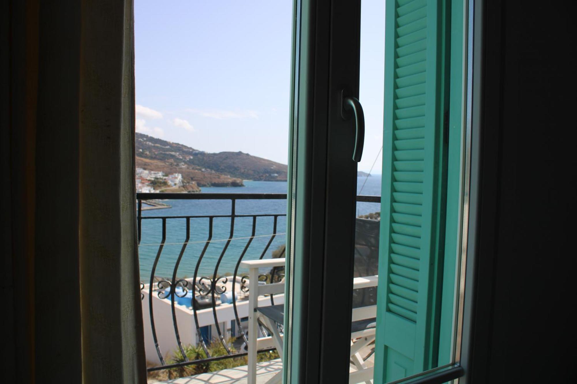 Blue Dolphin Hotel Batsi  Bagian luar foto