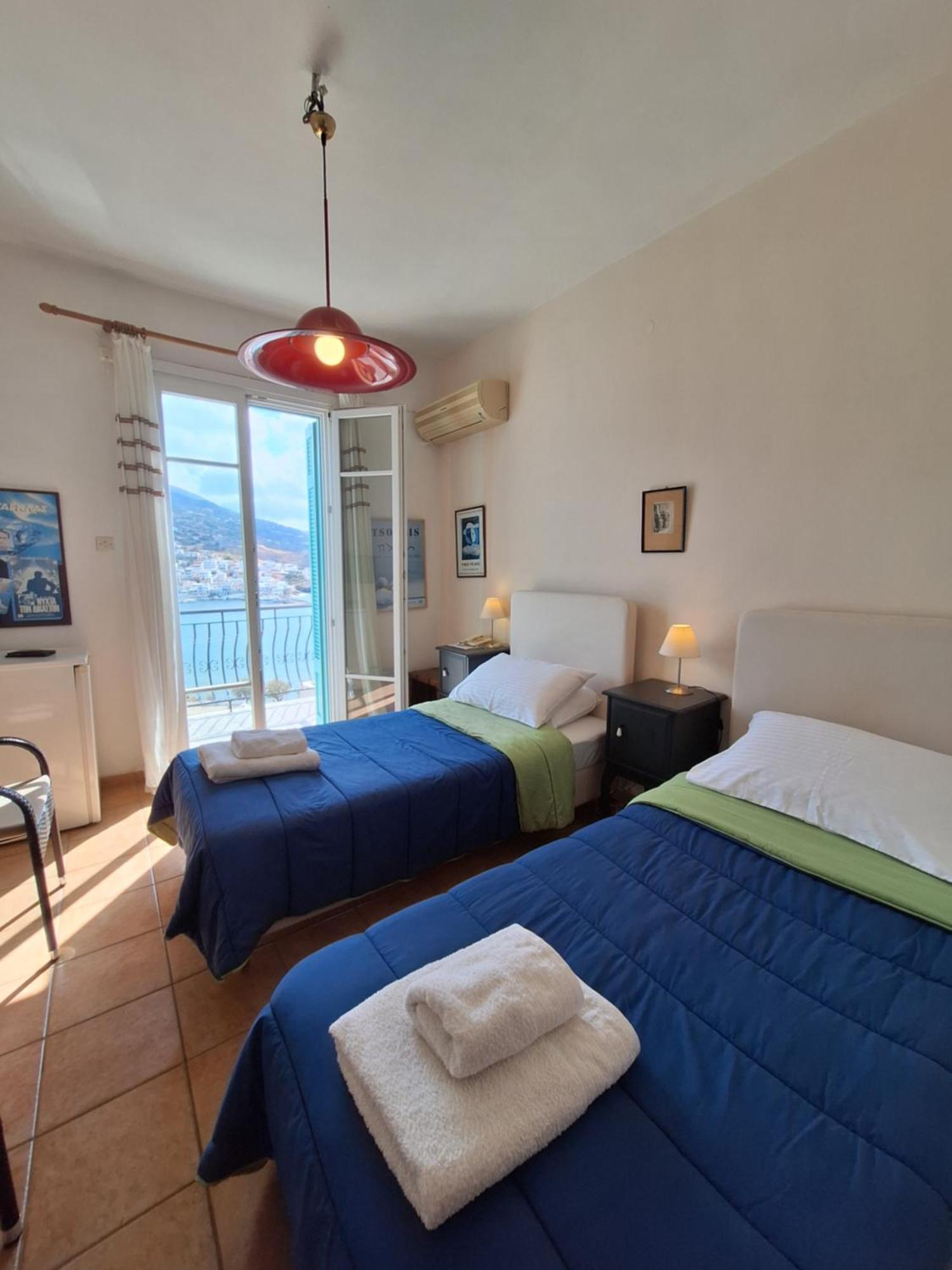 Blue Dolphin Hotel Batsi  Bagian luar foto